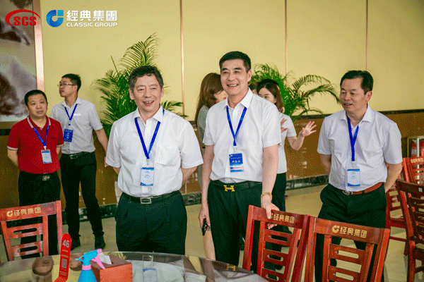 1560598632307793.gif BS8A0944.gif